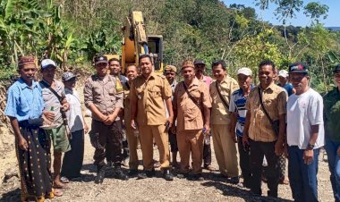 Himbauan-Kamtibmas-dalam-Patroli-dan-Sambang-Bhabinkamtibmas-Kelurahan-Baru,-Kecamatan-Reok