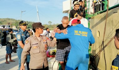 KP3-Laut-:-Pengamanan-Kapal-Penumpang-di-Pelabuhan-Laut-Reo-berjalan-Lancar.