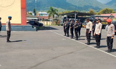 Patroli-Gabungan-Polres-Manggarai-dan-Brimob-Kompi-2-Yon-B-Pelopor-dalam-Rangka-Cipkon-Jelang-Pilkada-Serentak-2024