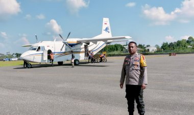 Pengamanan-Ketat-KP3-Udara-di-Bandara-Frans-Sales-Lega-Ruteng:-pastikan-Situasi-Aman-dan-Lancar.