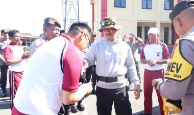 Polres-Manggarai-Gelar-Perayaan-Ulang-Tahun-Personel-yang-Lahir-pada-Bulan-September