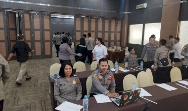Anggota-Polres-Manggarai-Menghadiri-Acara-Rekonsiliasi-dan-Pemutakhiran-Data-BMN-Polda-NTT-Triwulan-III-T.A.-2024