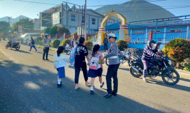 Sat.lantas-Polres-Manggarai-Laksanakan-Pamturlalin-Pagi-untuk-Jaga-Keamanan-Lalu-Lintas-di-Kota-Ruteng