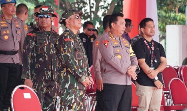 Kapolri-Cek-Gladi-Bersih-Apel-Gelar-Pasukan-Pengamanan-Pengambilan-Sumpah-Presiden-dan-Wapres-R