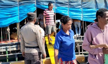 KP3-Laut-:-Pengamanan-Kapal-Penumpang-KM.NADELYN-K-di-Pelabuhan-Reo-Berjalan-Lancar