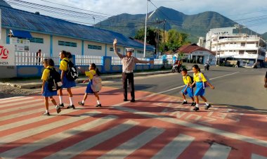 Sat-Lantas-Polres-Manggarai-Gelar-Pengaturan-Lalu-Lintas-di-Seputaran-Kota-Ruteng