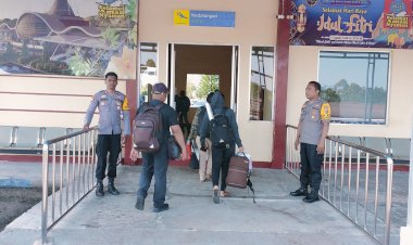 Pengamanan-Penerbangan-di-Bandara-Frans-Sales-Lega-Ruteng-oleh-KP3-Udara