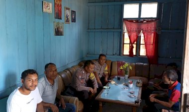 Bhabinkamtibmas-Kecamatan-Lelak-Lakukan-Patroli-Dialogis-di-Desa-Bangka-Lelak,-Berikan-Pesan-Kamtibmas-Jelang-Pilkada