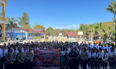 Polres-Manggarai-gelar-Sosialisasi-Penerimaan-Anggota-Polri-T.A.-2025-Berlangsung-di-SMAK-St.-Fransiskus-Xaverius-Ruteng