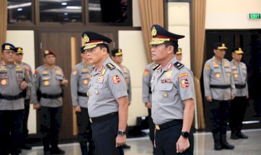 Kapolri-Pimpin-Kenaikan-Pangkat-4-Pati-Pamen-Polri