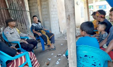 Bhabinkamtibmas-Kecamatan-Rahong-Utara-Gelar-Patroli-dan-Edukasi-Pencegahan-TPPO-Serta-Himbauan-Pilkada-Damai-2024