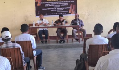 Sat.-Reskrim-Polres-Manggarai-menjadi-Narasumber-Bimbingan-Teknis-Pertanggungjawaban-Penggunaan-Dana-Hibah-untuk-PPS-dan-Sekretaris-PPS-di-Kecamatan-Satar-Mese