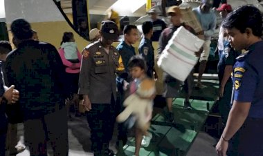 Pengamanan-Kapal-Penumpang-di-Pelabuhan-Laut-Reo-oleh-KP3-Laut-Reo
