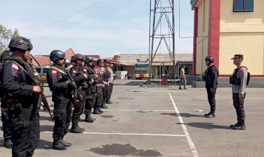 Patroli-Gabungan-Polres-Manggarai-dan-Kompi-2-Yon-B-Pelopor-Amankan-Situasi-Operasi-Mantap-Praja-2024