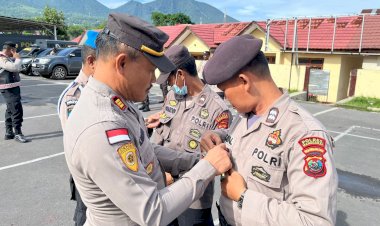 Bag.-SDM-dan-Propam-kembali-lakukan-Pemeriksaan-dan-Penertiban-Penggunaan-Brevet-di-Polres-Manggarai