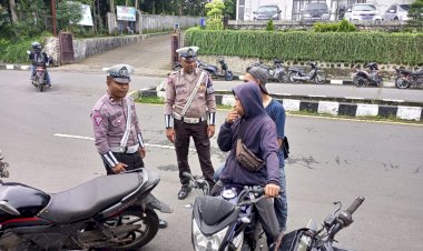 Satlantas-Polres-Manggarai-Gelar-Patroli-KRYD-dan-Himbauan-Kamseltibcar-Lantas-di-Kota-Ruteng