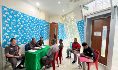 Berkas-Perkara-Kasus-Perjudian-Dinyatakan-Lengkap,-Sat-Reskrim-Polres-Manggarai-Limpahkan-Tersangka-dan-Barang-Bukti-ke-JPU