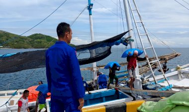 Patroli-dan-Sambang-Sat-Polairud-Polres-Manggarai-di-Pelabuhan-Reo