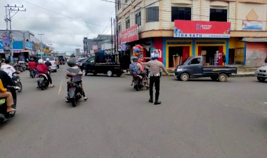 Sat-Lantas-Polres-Manggarai-Gelar-Pengamanan-dan-Pengaturan-Lalu-Lintas-Jelang-Tahun-Baru