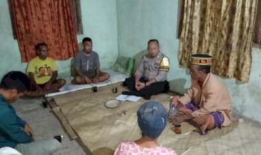 Bripka-Albertus-Rahmat-Bhabinkamtibmas-Kec.-Cibal-Berhasil-Mediasi-Konflik-Rumah-Tangga-di-Desa-Riung