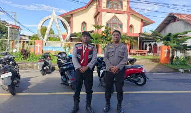 Polres-Manggarai-Pastikan-Ibadah-Minggu-Aman,-Gelar-Pengamanan-di-Gereja-Gereja-Kota-Ruteng