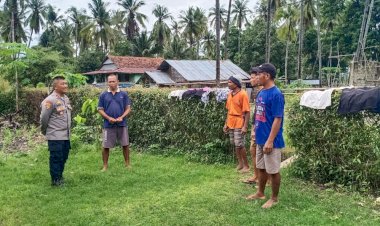 Kapolsek-Reo-bersama-Bhabinkamtibmas-Dampingi-Petani-dalam-Program-Ketahanan-Pangan