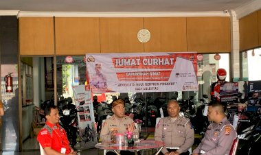 Polres-Manggarai-Gelar-Jumat-Curhat-di-PT.-Nasional-Perkasa-Motor--Ruteng