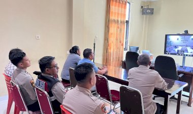 Polres-Manggarai-Ikuti-Bimbingan-Rohani-Agama-Islam,-Katolik,-Protestan,-dan-Hindu-via-Zoom-Meeting