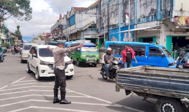 Sat-Lantas-Polres-Manggarai-Gelar-Patroli-KRYD,-Pamturlalin,-dan-Himbauan-Kamseltibcar-Lantas-di-Ruteng