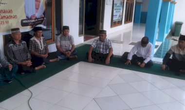 Kapolsek-Reo-Hadiri-Musyawarah-Badan-Takmir-Masjid-Nurul-Huda-Reo-untuk-Persiapan-Perayaan-Idul-Fitri-1446-H