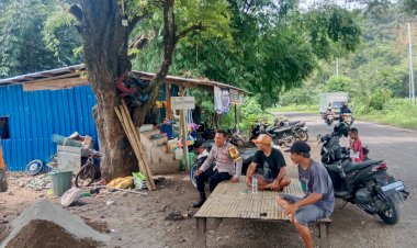 Himbauan-KAMTIBMAS-melalui-Patroli-dan-Sambang-Aipda-Ruslin-Bhabinkamtibmas-Kecamatan-Reok