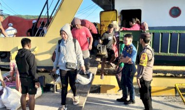 KP3-Laut-:-Pengamanan-Kapal-Penumpang-di-Pelabuhan-Laut-Reo-Berjalan-Aman-dan-Lancar