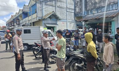 Tingkatkan-Disiplin-Berlalu-Lintas,--Sat.-Lantas-Polres-Manggarai-lakukan-Patroli-KRYD-Dan-Himbauan-Kamseltibcar-Lantas-di-Kota-Ruteng.