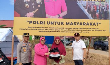 Kapolri-Kirim-Bantuan-5.000-Paket-Sembako-untuk-Korban-Gempa-Bumi-di-Bengkulu