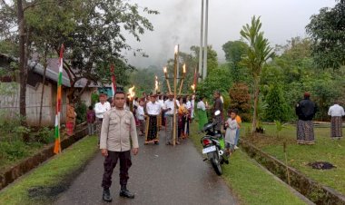 Polsek-Cibal-Kawal-Perarakan-Patung-Bunda-Maria-dengan-Aman-dan-Tertib