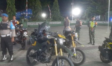 Kapolsek-Reo-Pimpin-Patroli-Gabungan-Jelang-Hari-Raya-Idul-Adha-1446-H-di-kecamatan-Reok.