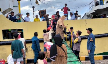 Kedatangan-Kapal-Penumpang:-Meningkatkan-Keamanan-dan-Kenyamanan-Penumpang