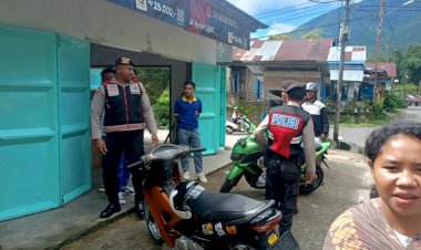 Patroli-Dialogis-Dan-Pengaturan-Lalu-Lintas-Oleh-Samapta-Polres-Manggarai-Di-Dalam-Kota-Ruteng