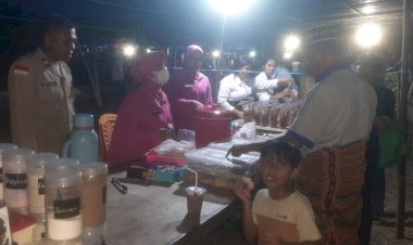 Polri-dan-Bhayangkari-Ranting-Reo-Ikut-Berpartisipasi-Dalam-Pameran-UMKM-Syukuran-HUT-ke-10-Kevikepan-Reo-dan-Panca-Windu-Imamat-Romo-Vikep-Reo