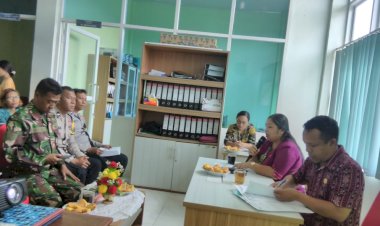 Bhabinkamtibmas-Kecamatan-Ruteng-Ikuti-Rapat-Lintas-Sektor-Dukung-Penanganan-Kesehatan-Di-Wilayah