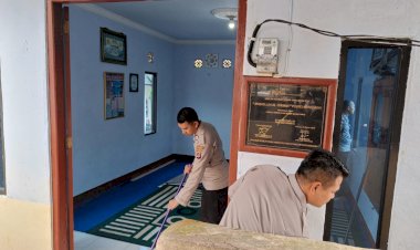 Kerja-Bakti-Di-Polres-Manggarai-Menyambut-Tahun-Baru-Islam-1447-H-/-2025-M