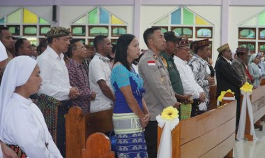 Wakapolres-Manggarai-Hadiri-Misa-Syukuran-Yubileum-75-Tahun-Paroki-Ekaristi-Kudus-Ka-Redong