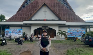 Polres-Manggarai-Pengamanan-Misa-Minggu-Di-Sejumlah-Gereja-Di-Langke-Rembong