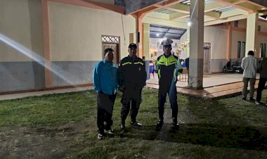 Bhabinkamtibmas-Cibal-Barat-Laksanakan-Pengamanan-Resepsi-Pernikahan