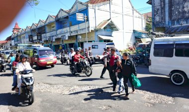 Patroli-Kota-Sat-Samapta-Polres-Manggarai,-Ciptakan-Situasi-Kamtibmas-Yang-Aman-Dan-Kondusif