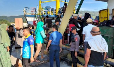 Pengamanan-Kedatangan-dan-Keberangkatan-Kapal-Penumpang-KM.-Sabuk-Nusantara-55-di-Pelabuhan-Laut-Reo