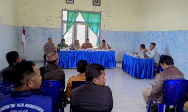 Bhabinkamtibmas-Kecamatan-Lelak-Hadiri-Rapat-Persiapan-HUT-RI-ke-80