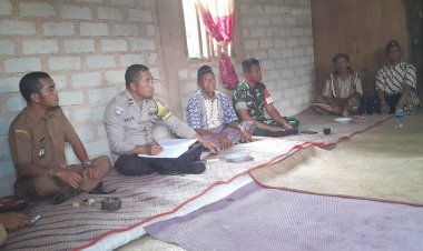Kolaborasi-Bhabinkamtibmas-dan-Babinsa-Mediasi-Sengketa-Tanah-Warisan-di-Kampung-Langke