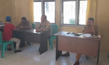 Bhabinkamtibmas-Laksanakan-Sambang-Dan-Himbauan-Kamtibmas-Di-Desa-Buar