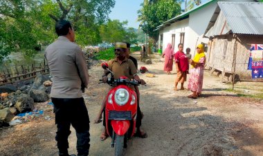 Kasat-Polairud-Sambangi-Nelayan-Pesisir-di-Kelurahan-Wangkung